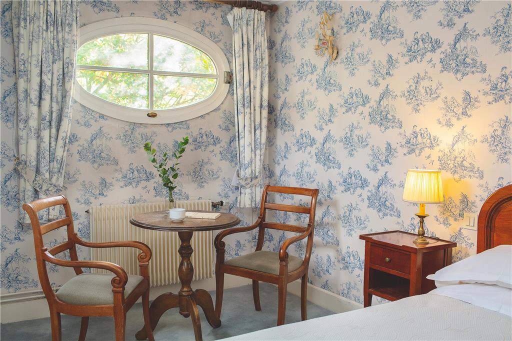 Des Grandes Ecoles 3*