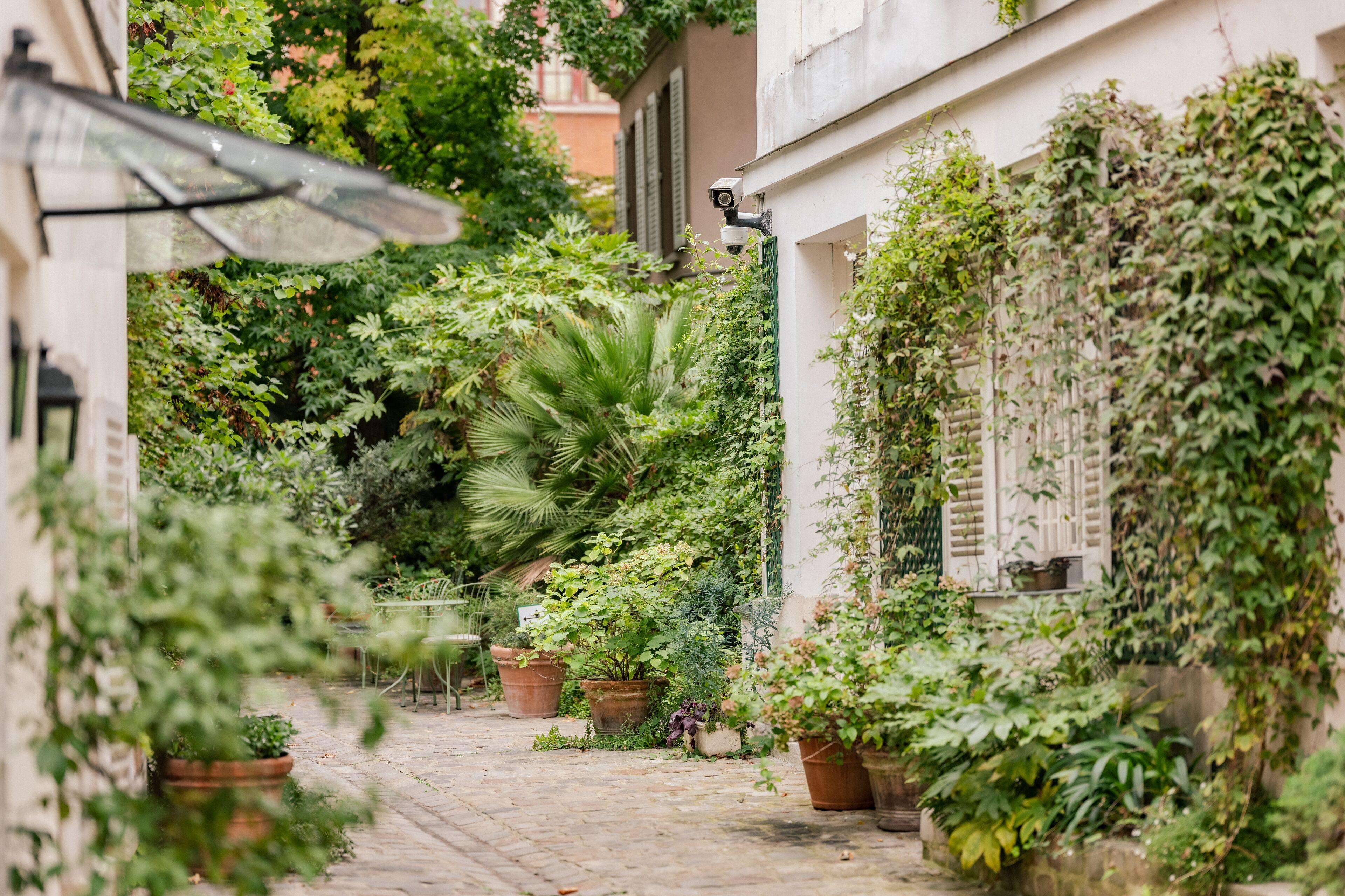 Hotel Des Grandes Ecoles 3*